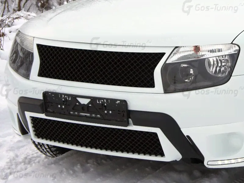 R01-1076 Решетка радиатора Renault Duster "Bentley Style"-0