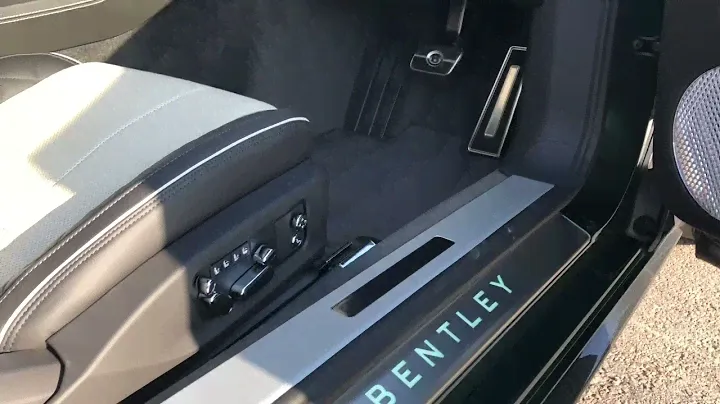 2019 Verdant Green Continental GT V8